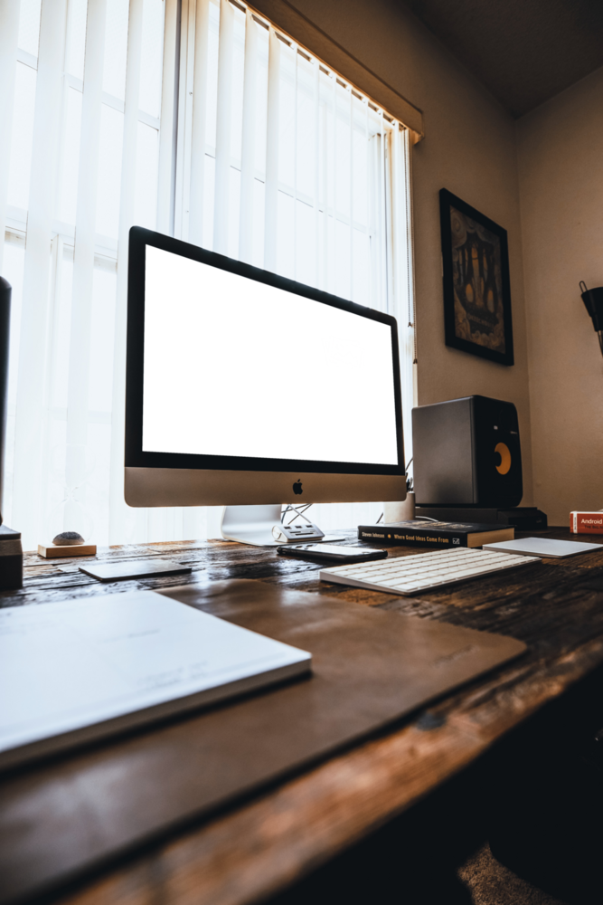 Desktop Mockup: desktop pc in the room