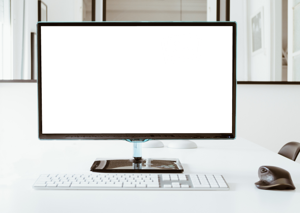 Desktop Mockup: desktop pc in very bright room