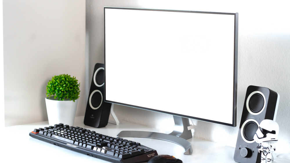 Desktop Mockup: small gaming setup pc