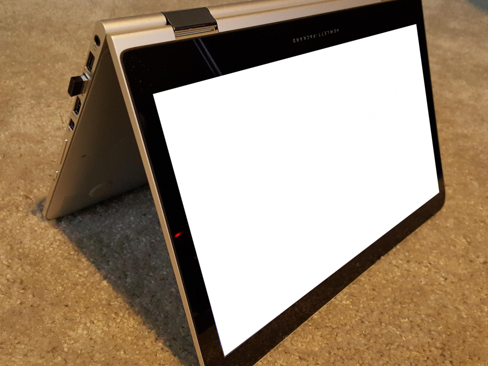 Laptop Mockup: altruistic laptop