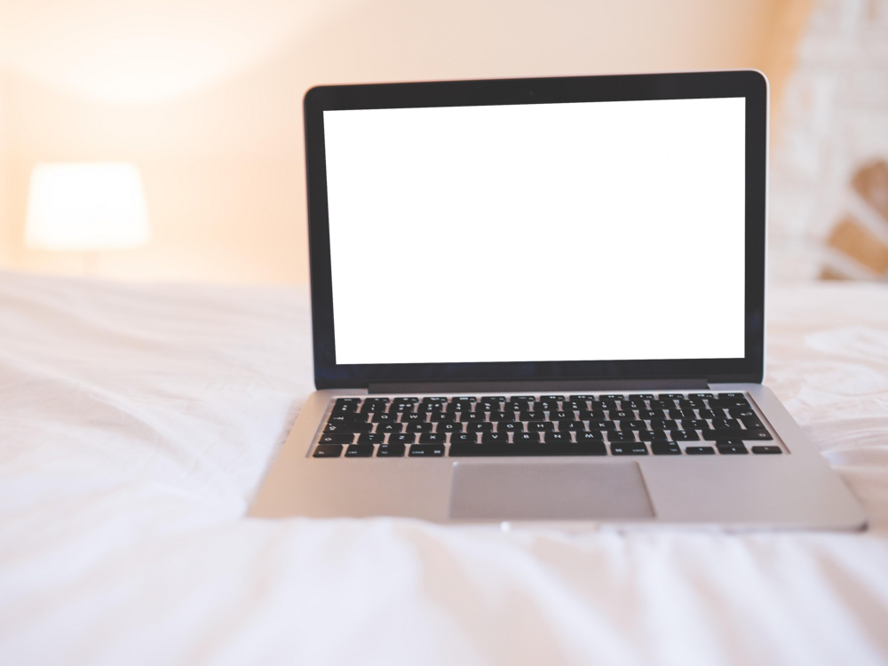 Laptop Mockup: blue laptop