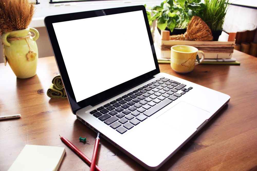 Laptop Mockup: elegant laptop