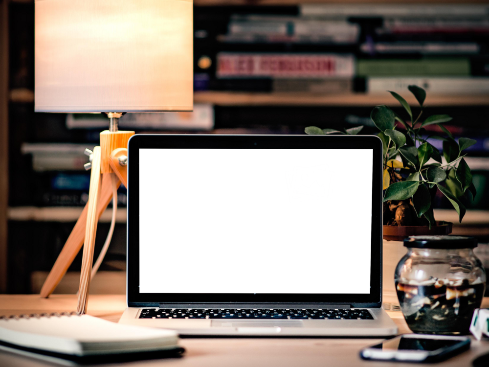 Laptop Mockup: lean laptop