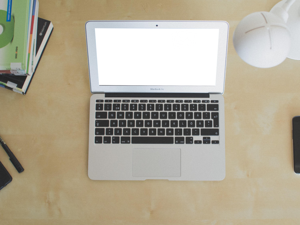 Laptop Mockup: lined laptop