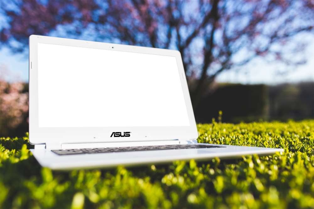 Laptop Mockup: productive laptop