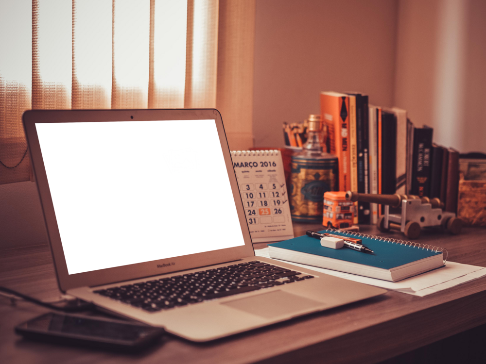 Laptop Mockup: untrue laptop