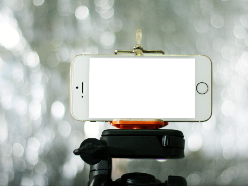 Mobile Mockup: flickering mobile