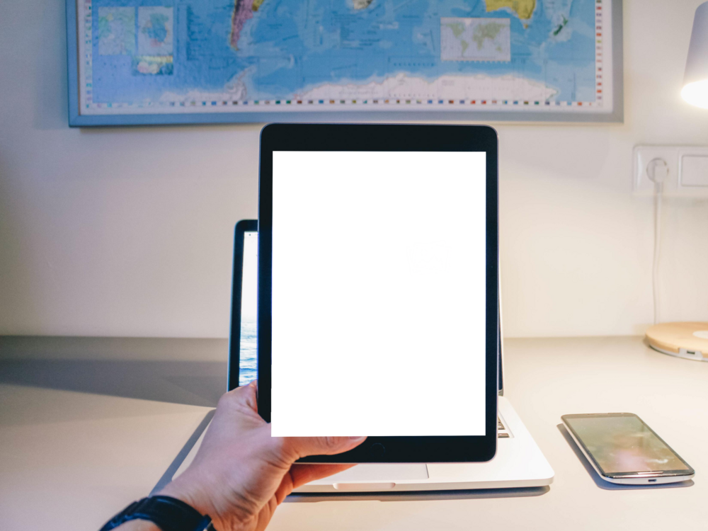 Tablet Mockup: unusual tablet