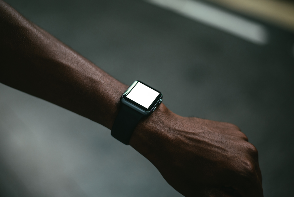 Watch Mockup: dirty watch