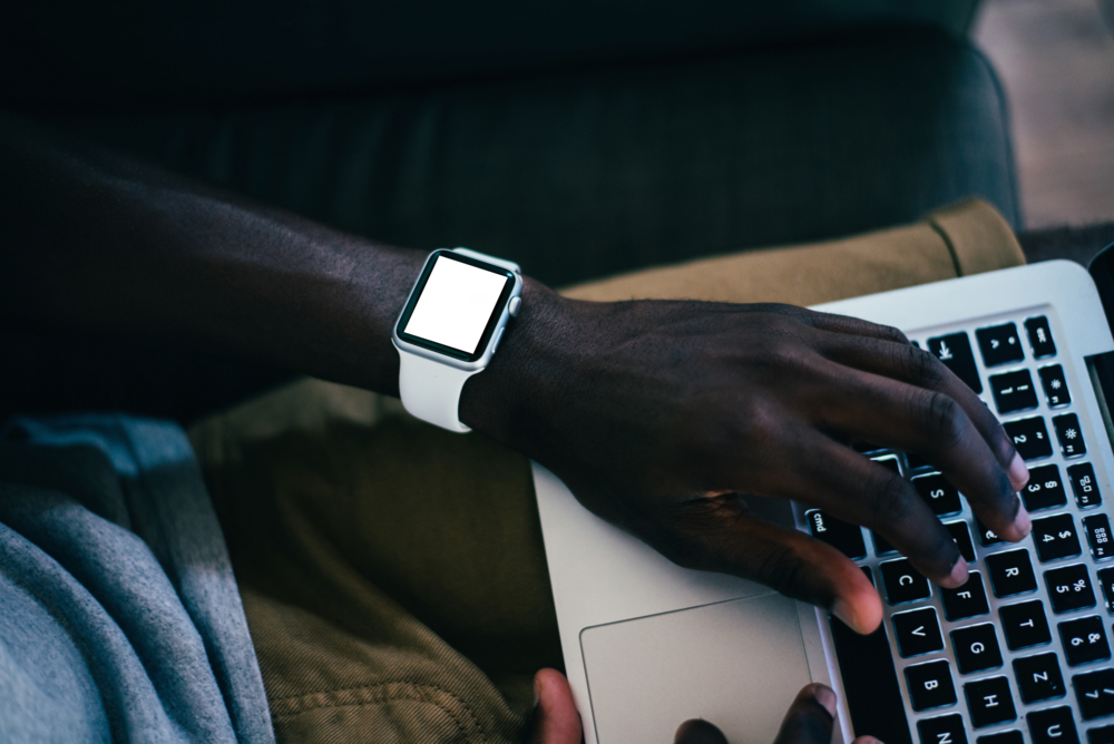 Watch Mockup: frightened watch