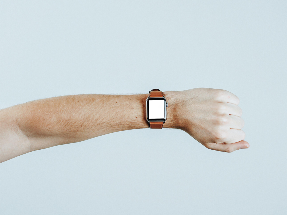 Watch Mockup: mature watch